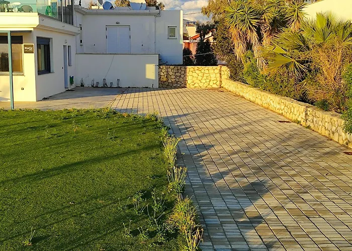 Bluetel * Lixouri